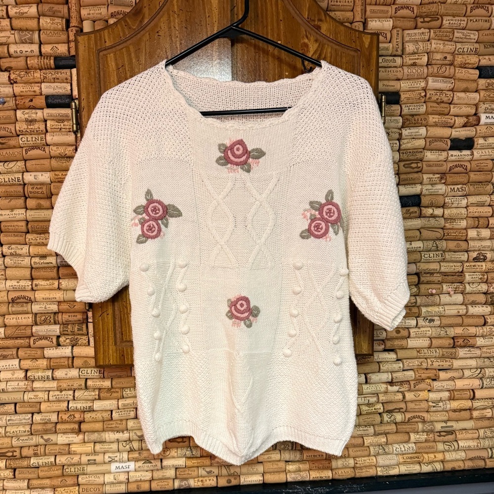 Vintage 90’s crochet floral embroidered short sleeve sweater no size